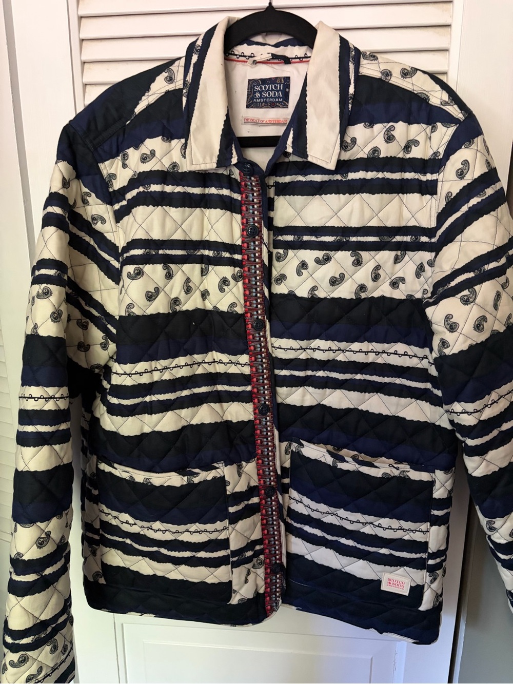 Scotch & Soda Men's Quilted Navy and Cream Striped Jacket